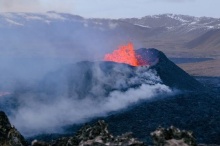 Iceland Volcano: Eruption Continues In Sundhnúkur Crater ...