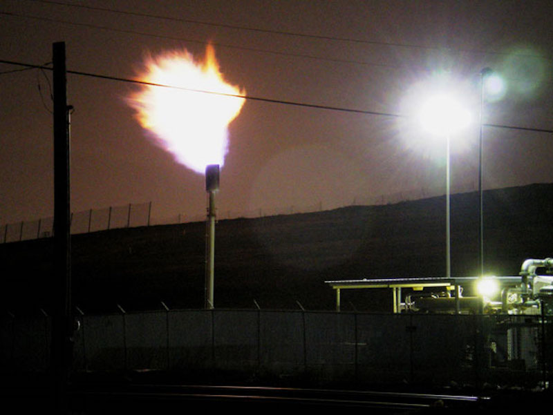 Photo of landfill burnoff flare. Credit: Eddie Hagler/Public Domain